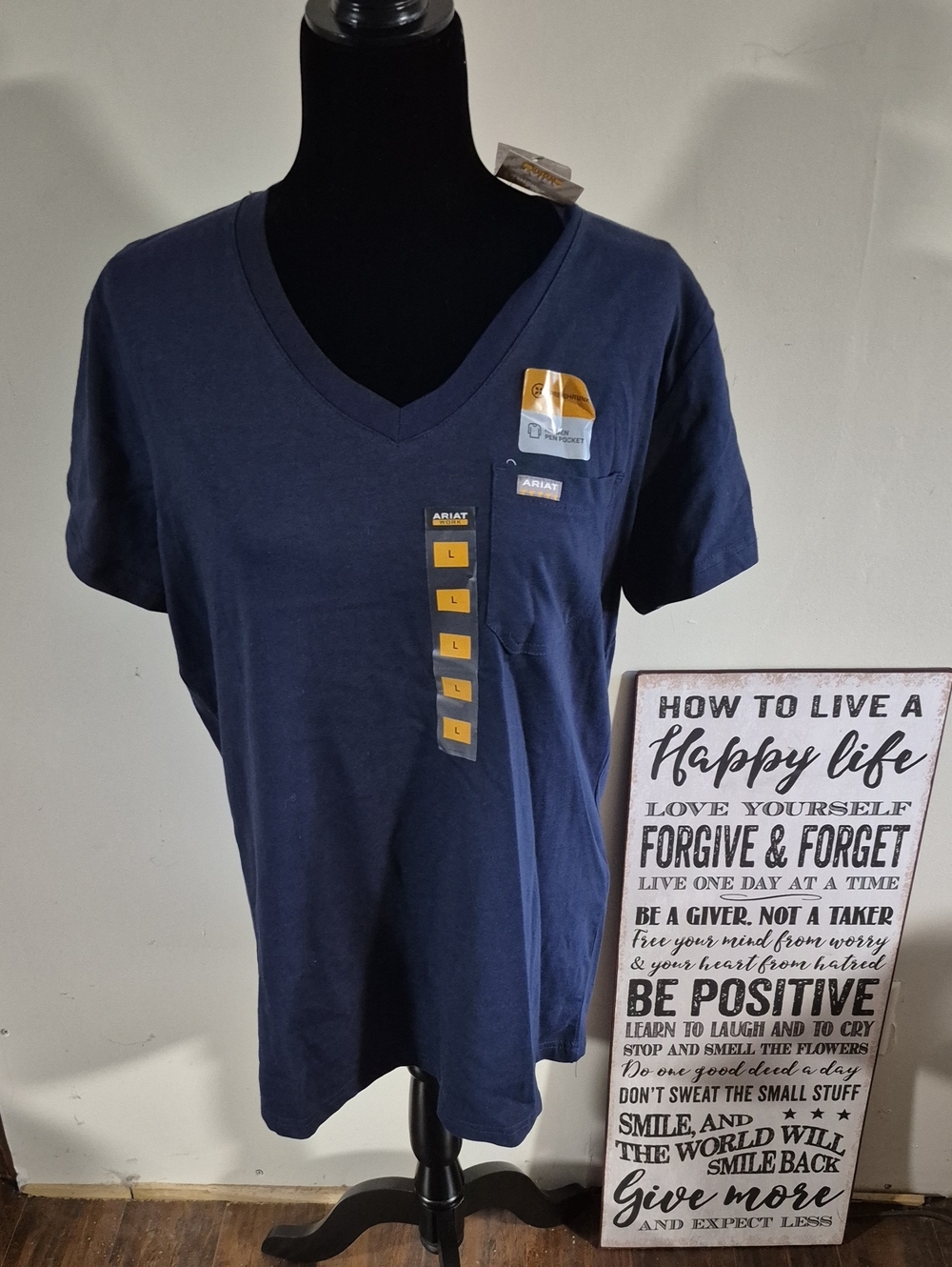 ARIAT REBAR Navy V Neck Tshirt Ladies Large